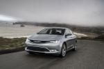 Chrysler 200 2015 года